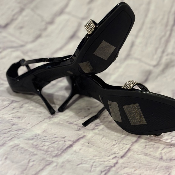🔵”NWOT” ANNE MICHELLE Black Ankle Strap Heels with Rhinestone Detailing - Picture 5 of 6